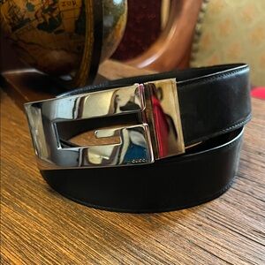 Vintage Gucci Black Leather Belt